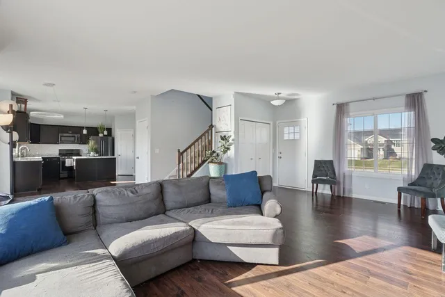 $389,900 | 21469 Lena Trail, Big Lake, MN 55309