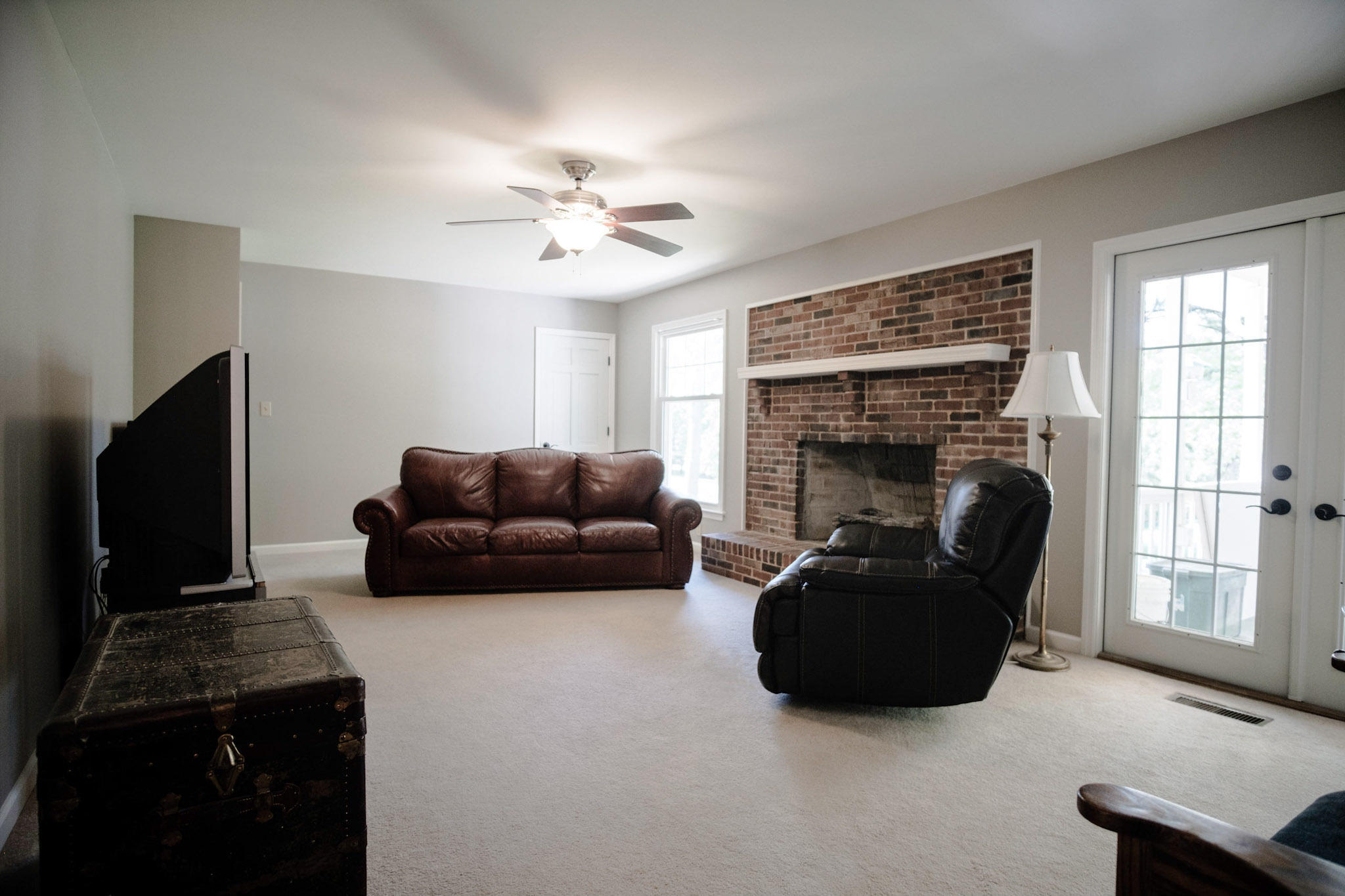 134 Baltusrol Road Hixson, TN 37343 - Photo 9 of 40 Family Room/Den