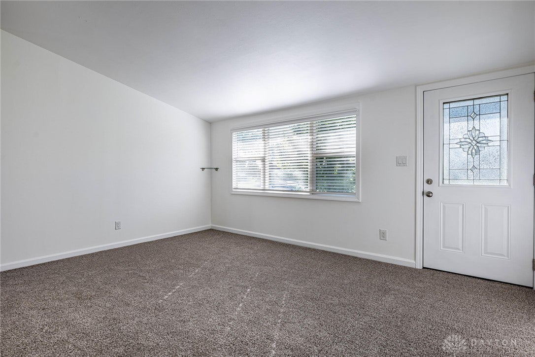 3561 Parallel Road Moraine, OH 45439 - Photo 5 of 37 Gallery Image 5
