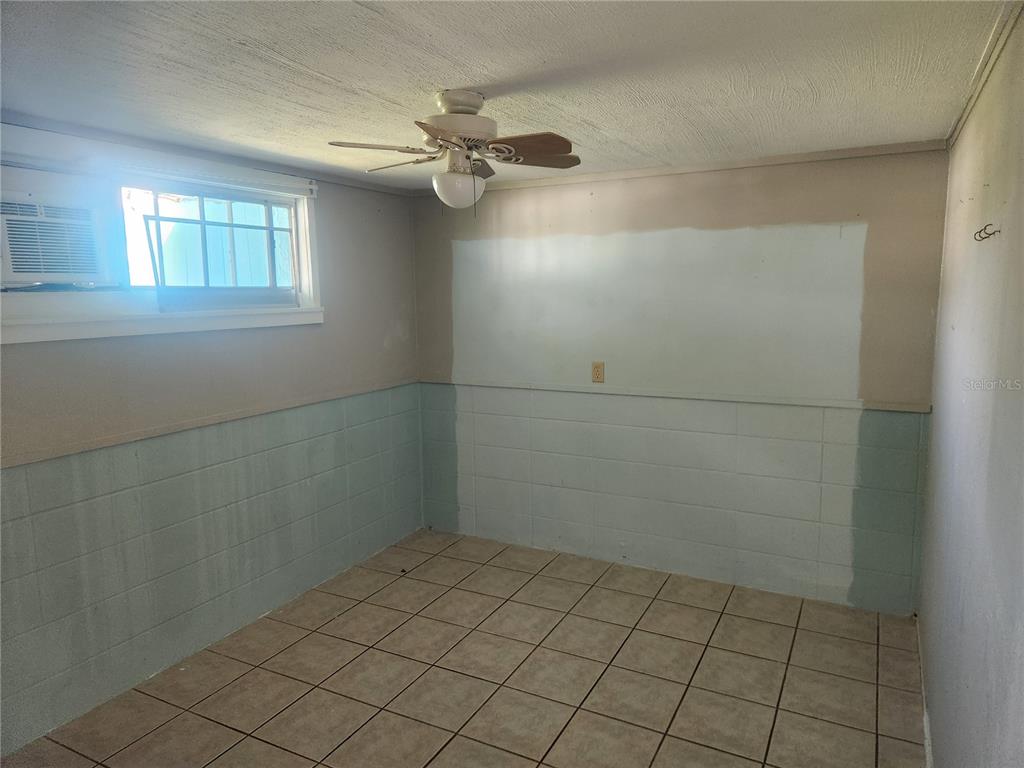 2021 Pennsylvania Avenue, Unit 4 Englewood, FL 34224 - Photo 11 of 13