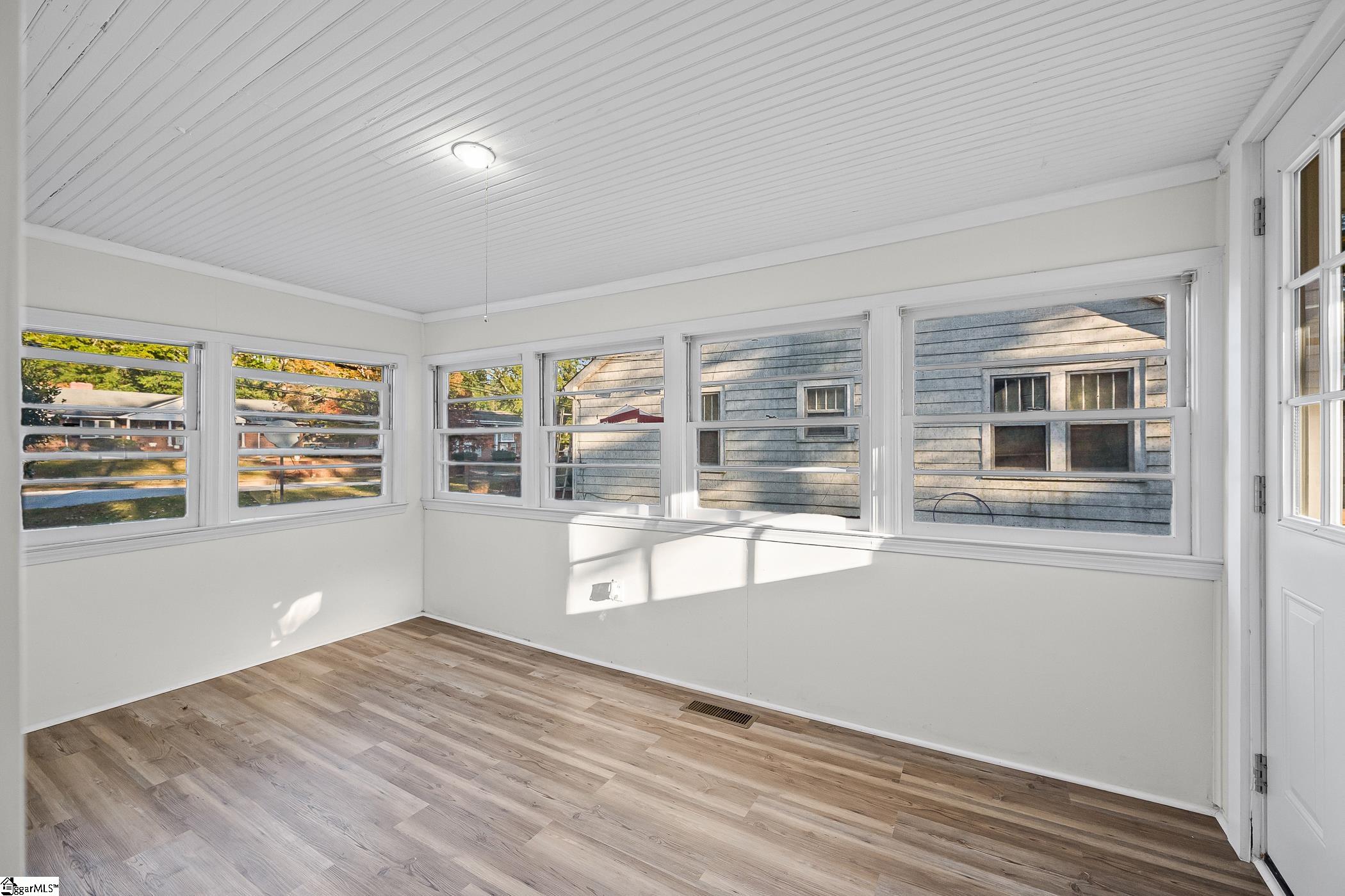 627 Church Street Laurens, SC 29360 - Photo 26 of 43