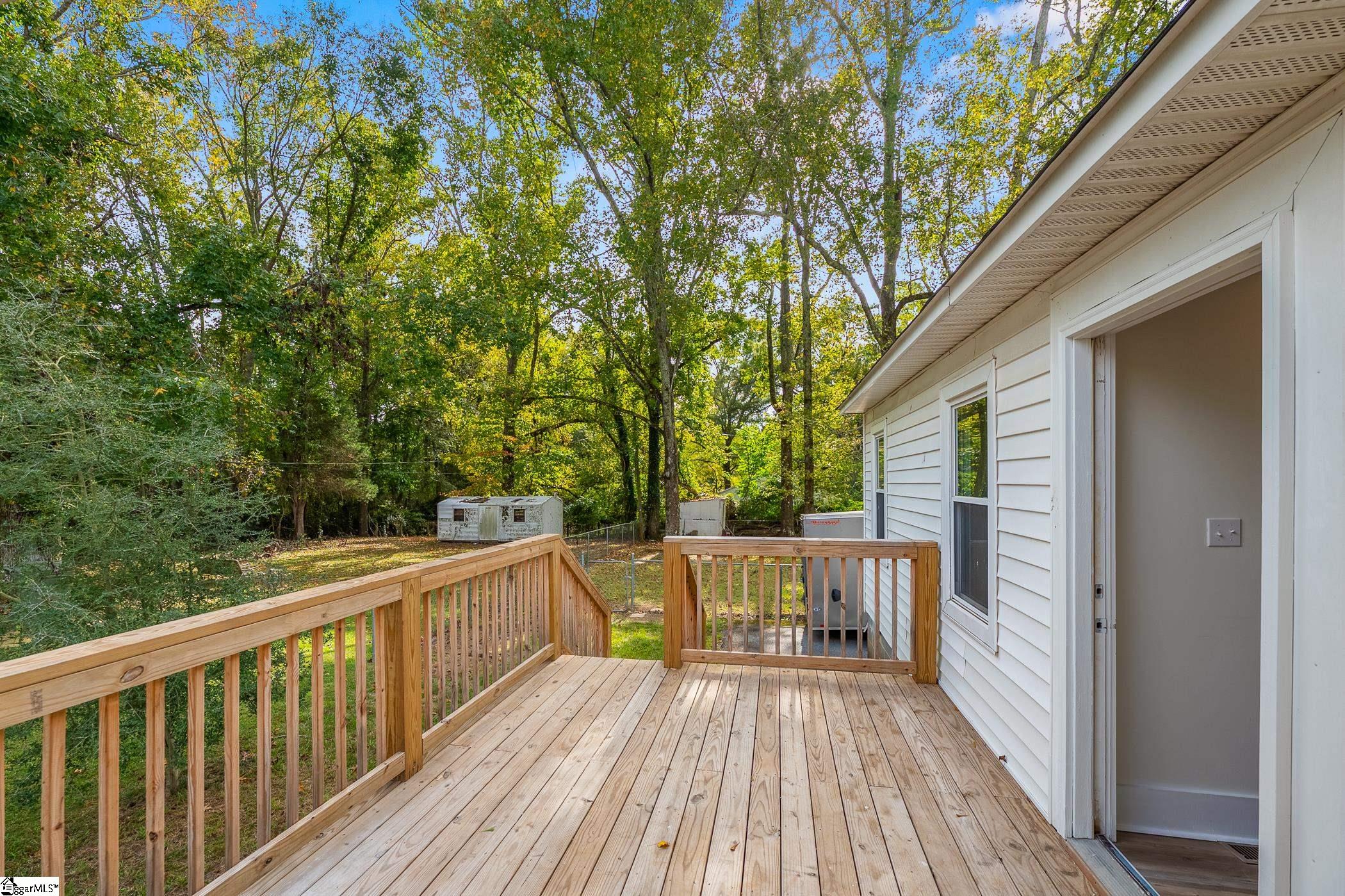 627 Church Street Laurens, SC 29360 - Photo 30 of 43