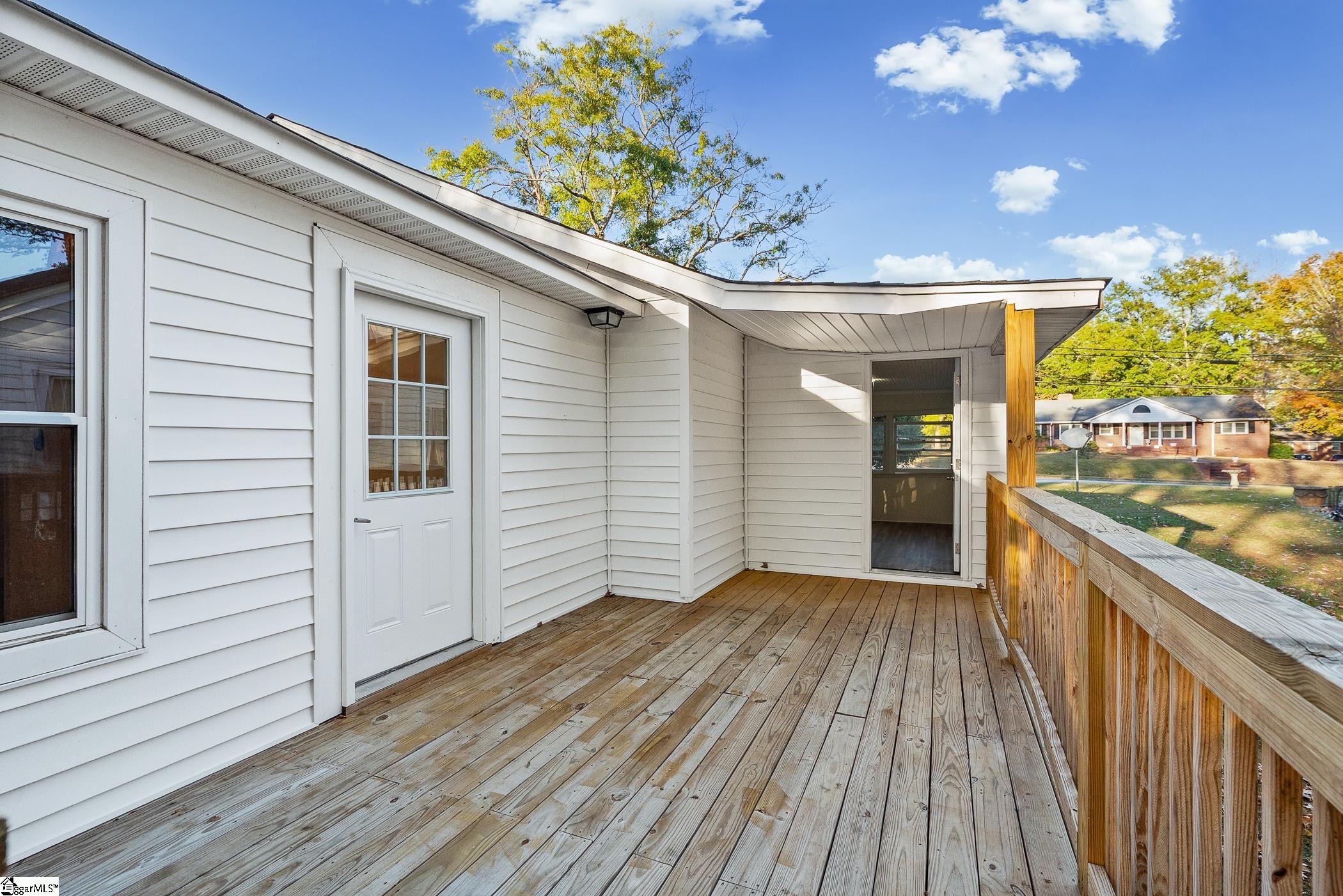 627 Church Street Laurens, SC 29360 - Photo 31 of 43