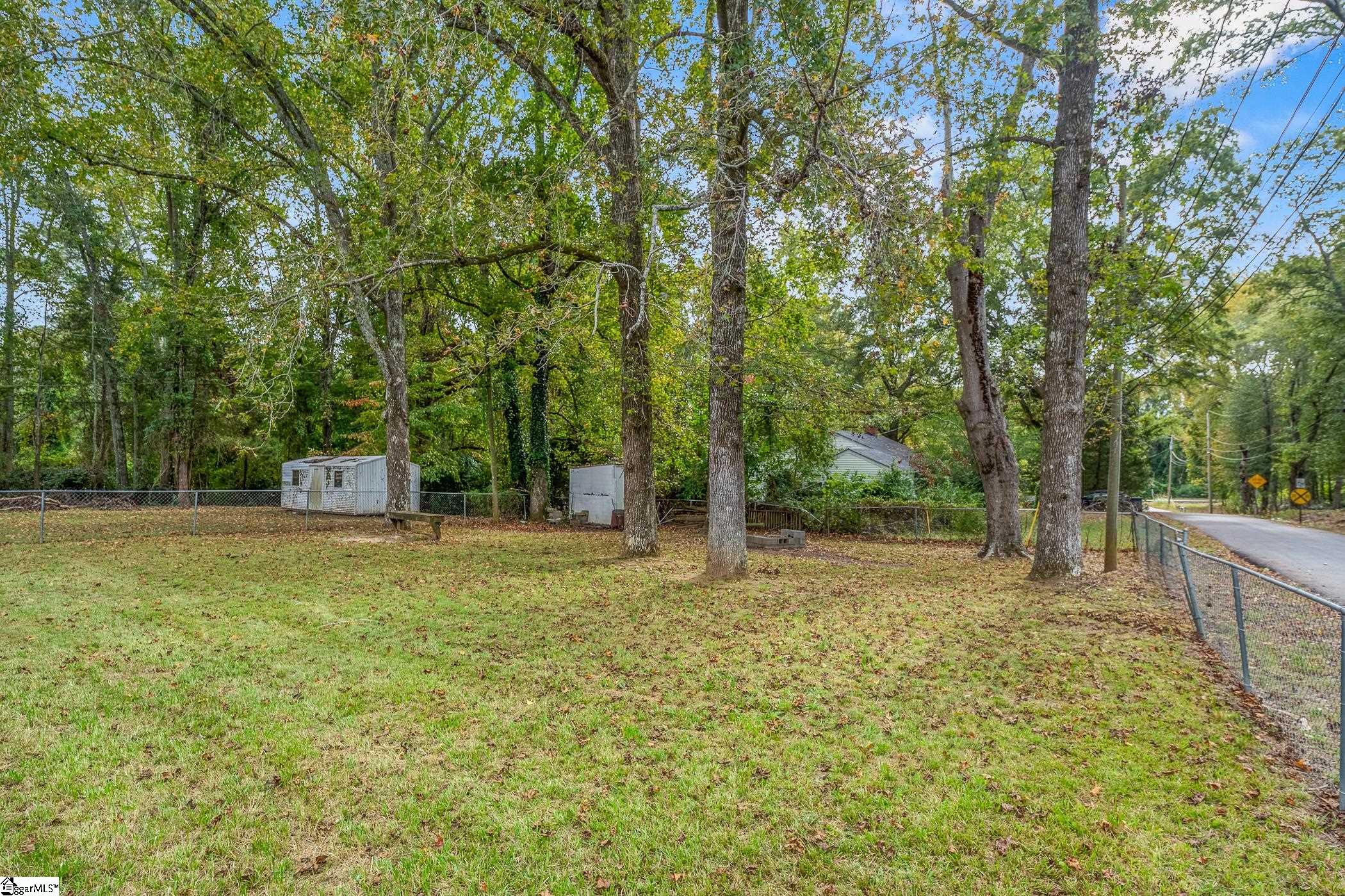 627 Church Street Laurens, SC 29360 - Photo 35 of 43