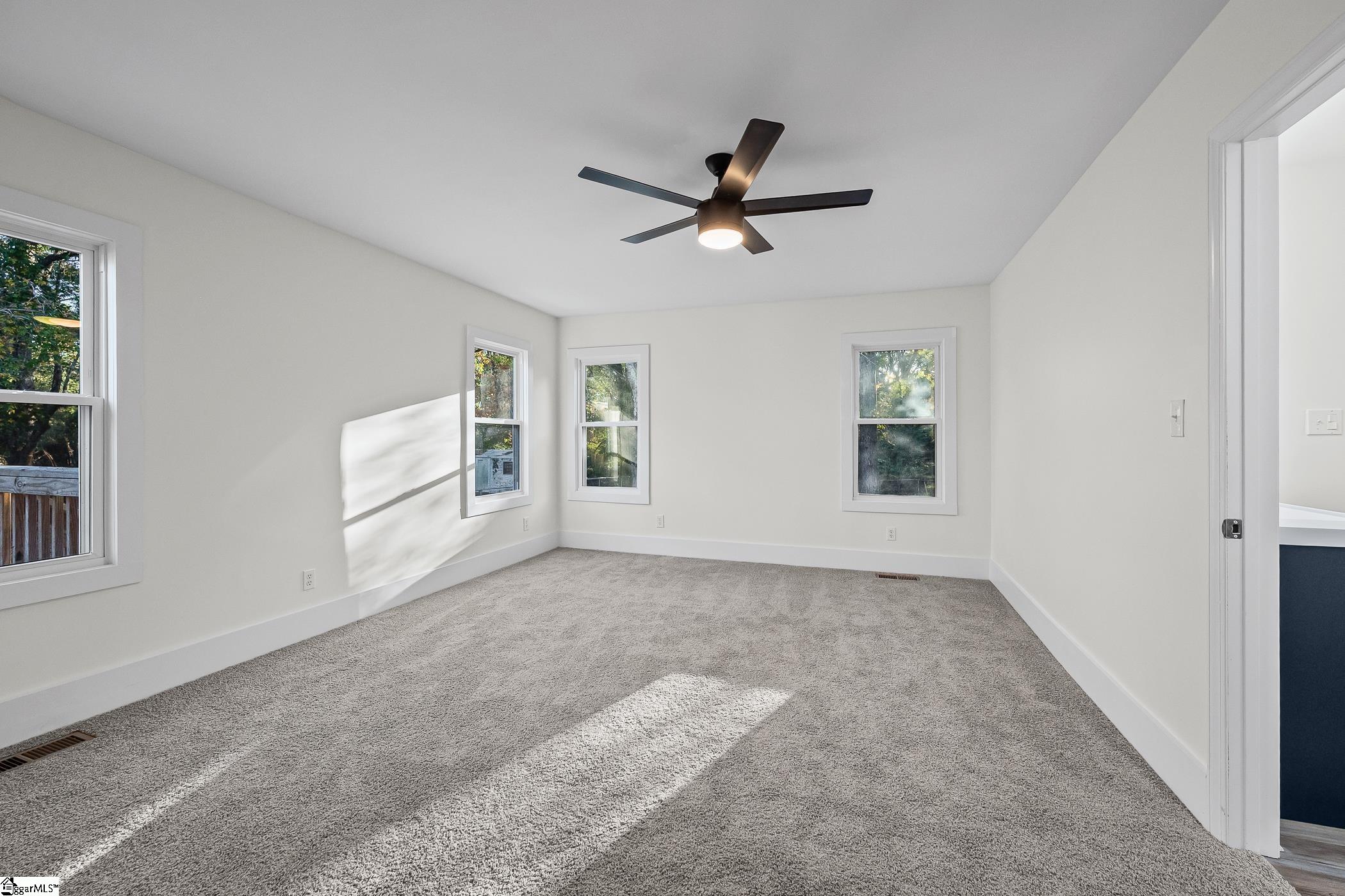 627 Church Street Laurens, SC 29360 - Photo 10 of 43