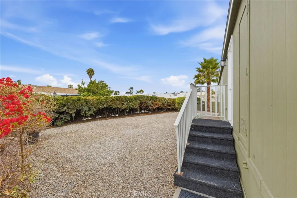 10767 Jamacha Spring Valley, Unit 1 Spring Valley, CA 91978 - Photo 13 of 20 Spacious Backyard