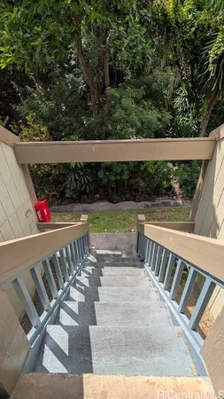 $3,900 | 340 Kawaihae Street, Unit H, Honolulu, HI 96825