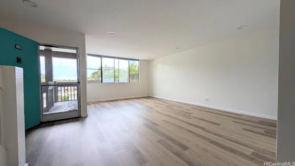 $3,900 | 340 Kawaihae Street, Unit H, Honolulu, HI 96825