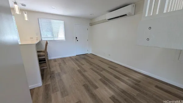 $3,900 | 340 Kawaihae Street, Unit H, Honolulu, HI 96825