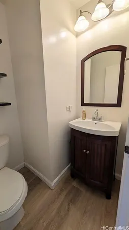 $3,900 | 340 Kawaihae Street, Unit H, Honolulu, HI 96825