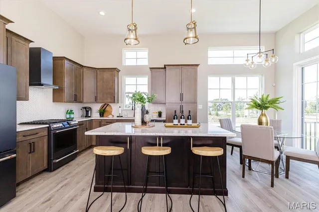 $399,900 | 1 Brookmont @ Ryehill Manor Street, St. Peters, MO 63376