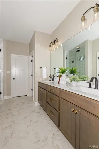 $399,900 | 1 Brookmont @ Ryehill Manor Street, St. Peters, MO 63376