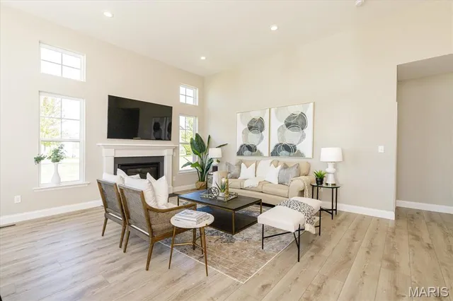 $399,900 | 1 Brookmont @ Ryehill Manor Street, St. Peters, MO 63376