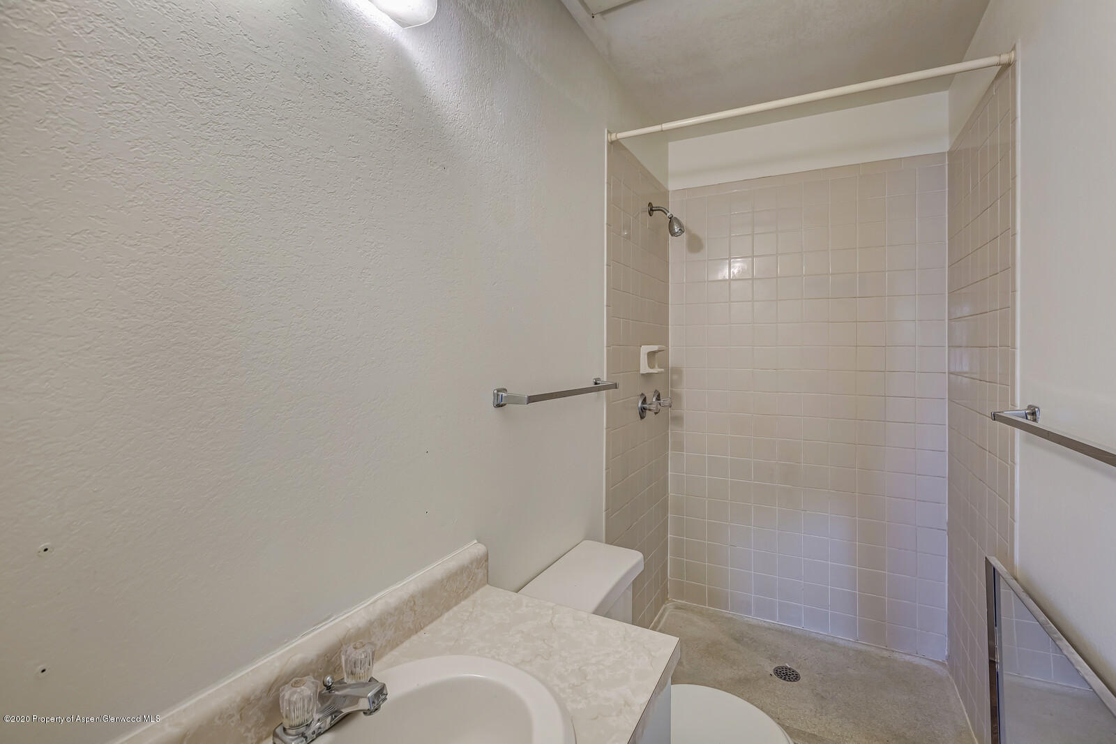 2414 Rail Avenue Rifle, CO 81650 - Photo 11 of 19 11_2414_Rail_Ave_Rifle_81650010_mls