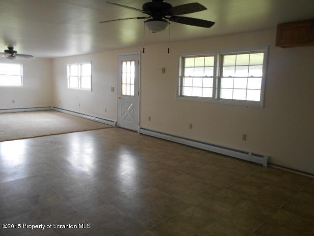 155 Mountain Road Berwick, PA 18603 - Photo 3 of 10 Gallery Image 3