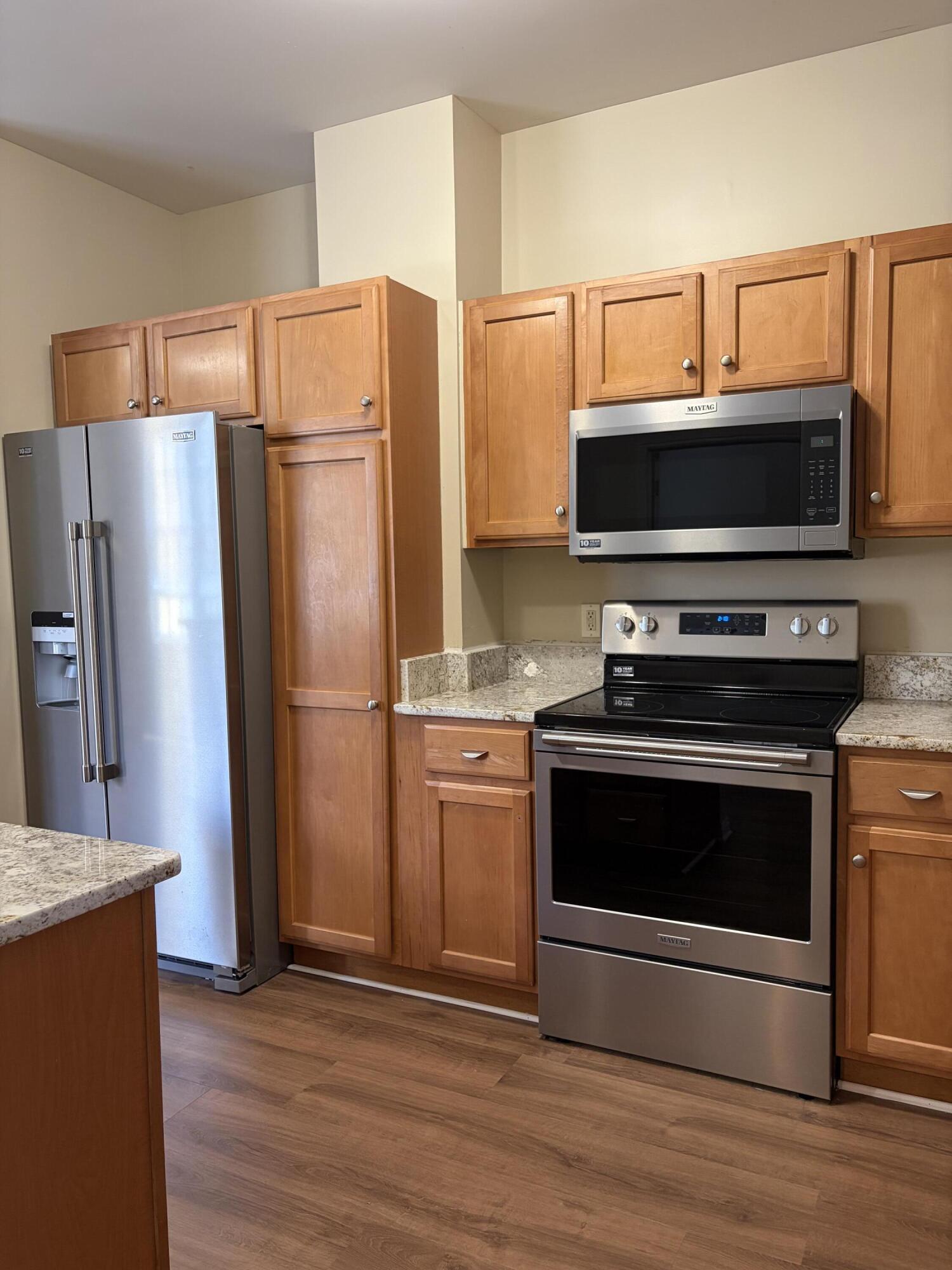 534 Constitution Street, Unit 42 Canton, MI 48188 - Photo 11 of 25 IMG_5382