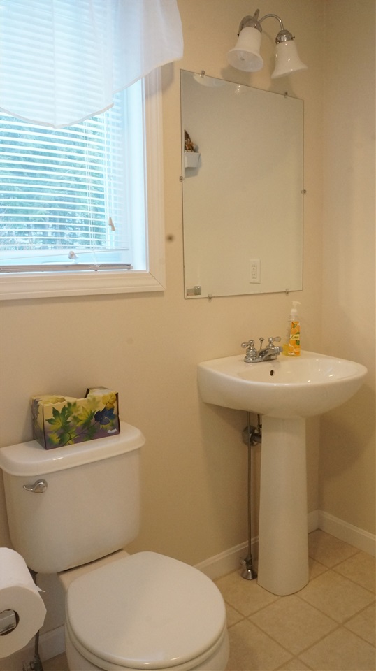 62 Collins Landing Road, Unit 58 Weare, NH 03281 - Photo 13 of 34 Gallery Image 13