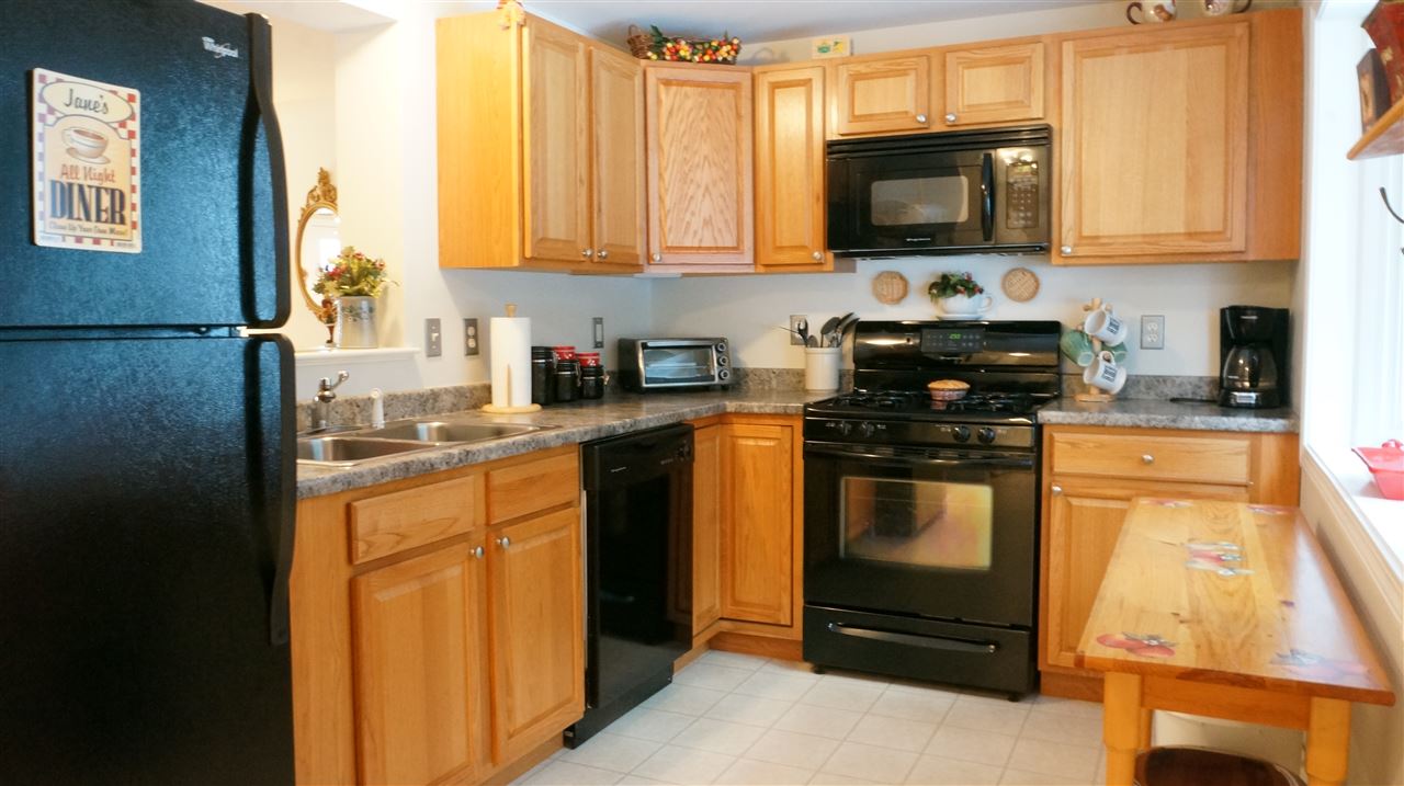 62 Collins Landing Road, Unit 58 Weare, NH 03281 - Photo 9 of 34 Gallery Image 9