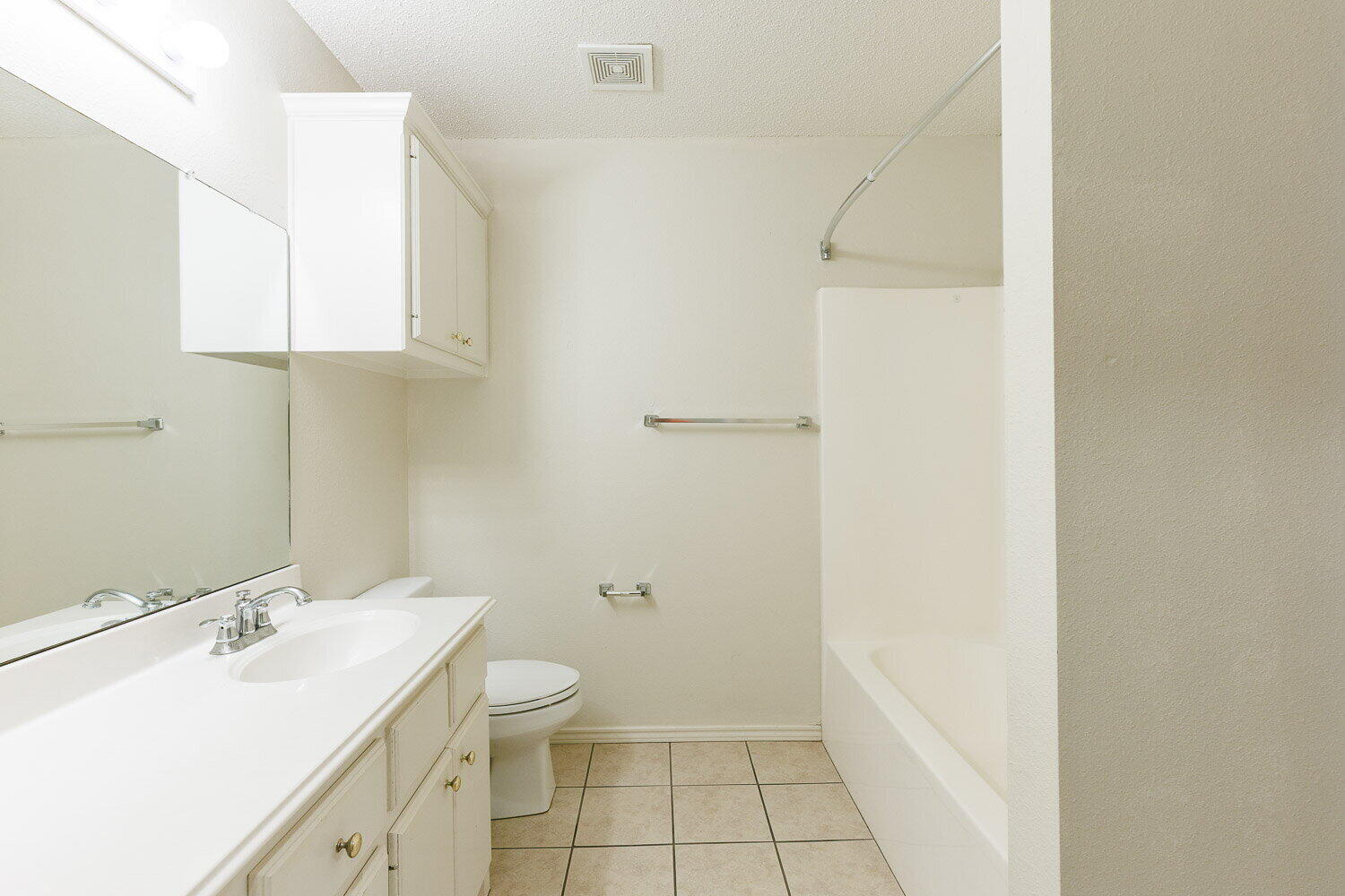 2614 81st Street, Unit B Lubbock, TX 79423 - Photo 13 of 22 large (12)