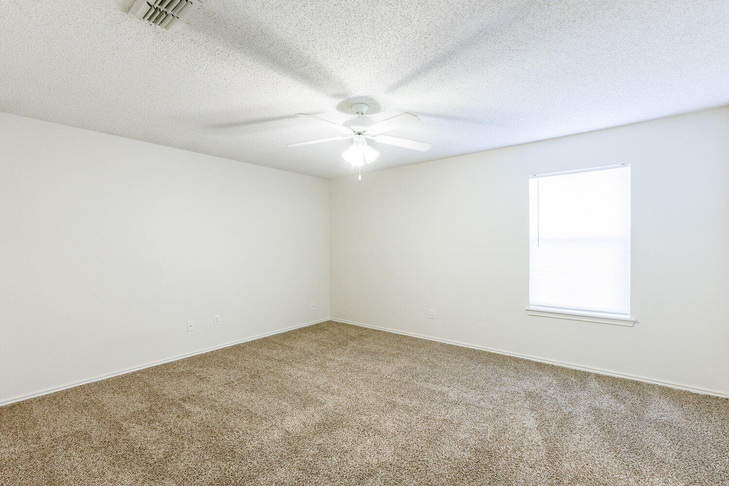 2614 81st Street, Unit B Lubbock, TX 79423 - Photo 10 of 22 large (9)