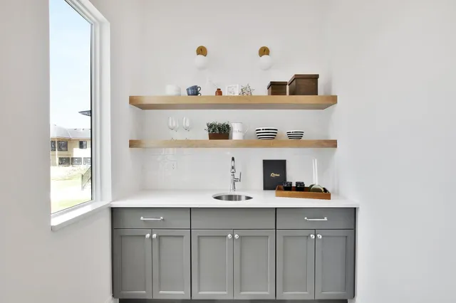 $847,883 | 3613 North Bristol Street, Wichita, KS 67226