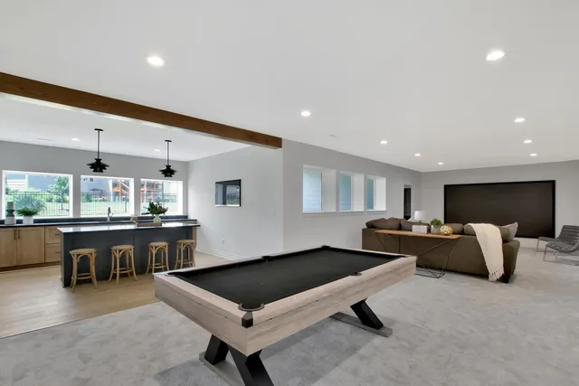 $847,883 | 3613 North Bristol Street, Wichita, KS 67226