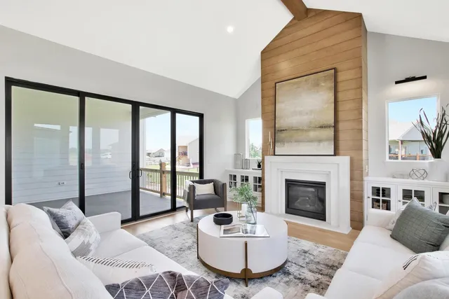 $847,883 | 3613 North Bristol Street, Wichita, KS 67226