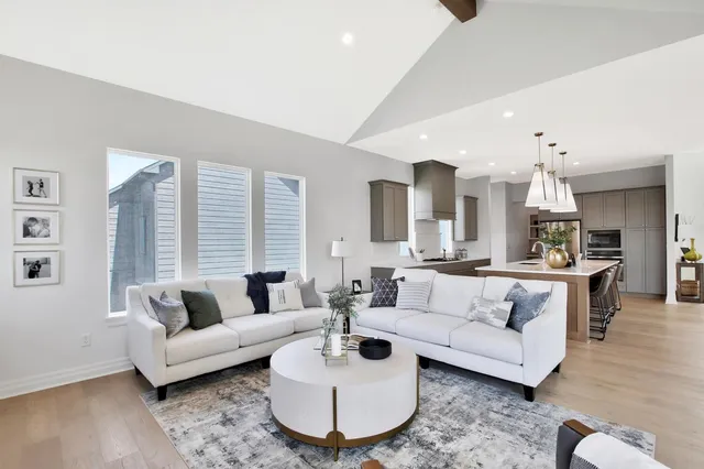 $847,883 | 3613 North Bristol Street, Wichita, KS 67226