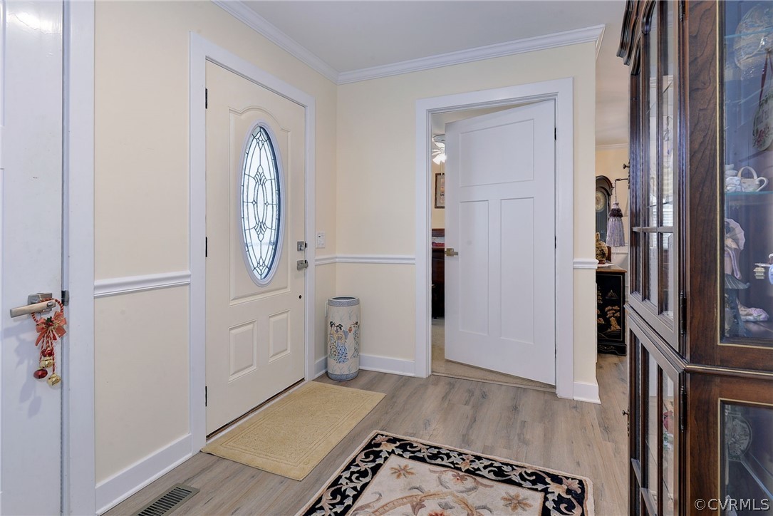 204 Arbordale Loop Williamsburg, VA 23188 - Photo 3 of 41 a view of a bathroom with mirror and shower
