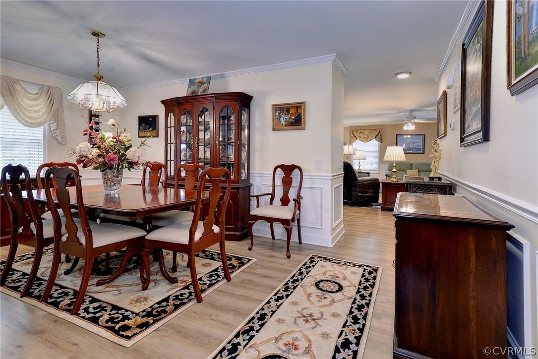 204 Arbordale Loop Williamsburg, VA 23188 - Photo 4 of 41 a view of a dining room with furniture