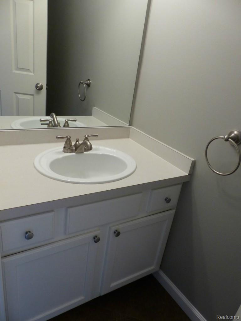 4931 North Crooks Road Royal Oak, MI 48073 - Photo 12 of 23 Half bath on main level
