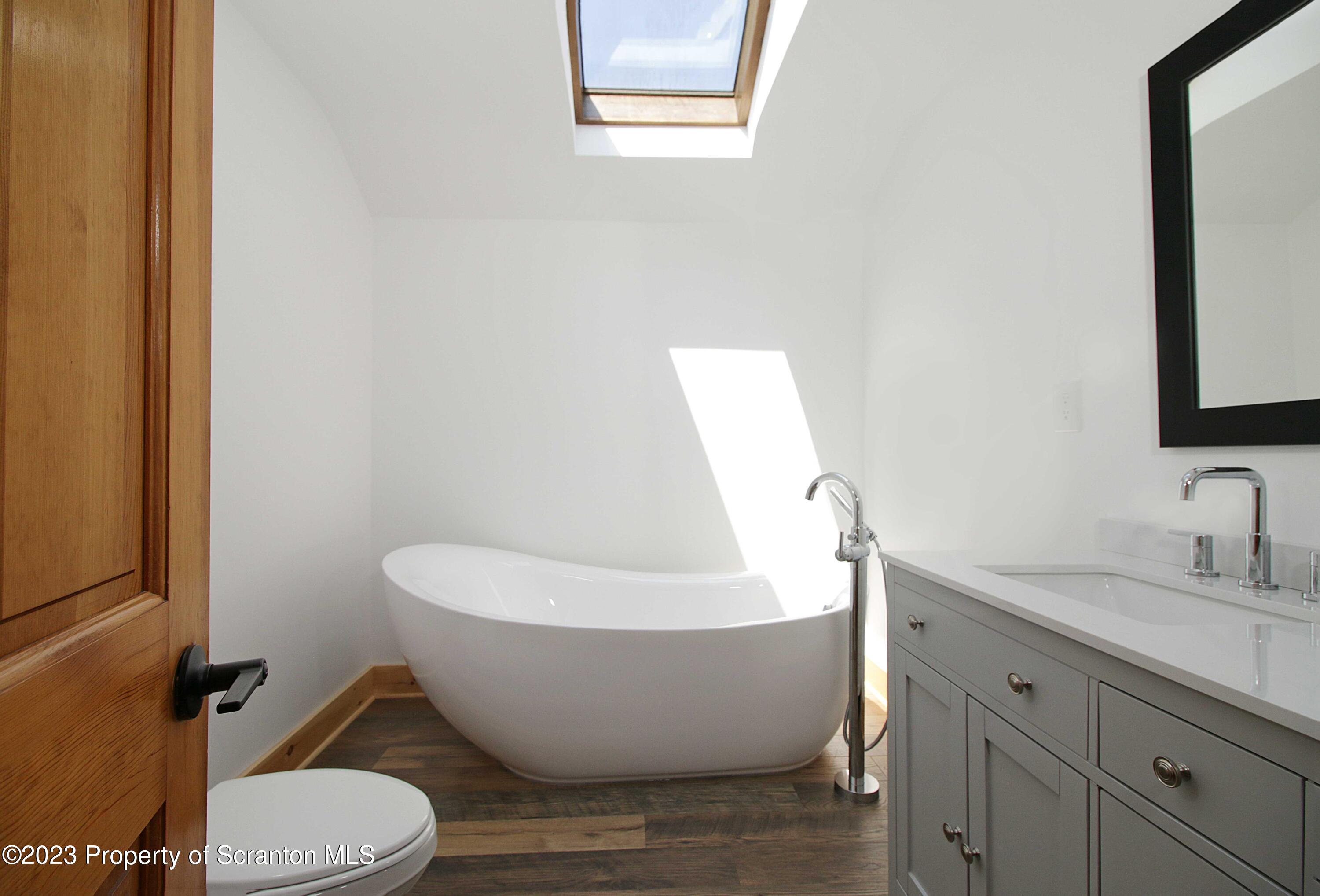 761 Day Road Montrose, PA 18801 - Photo 47 of 62 Master Bathroom