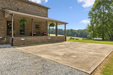 $799,000 | 4255 McFall Road, Cumberland City, TN 37050