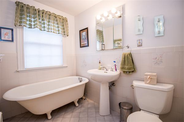 14 Cherry Street Lexington, MA 02421 - Photo 10 of 11 Gallery Image 10