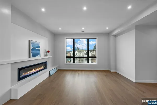 $5,700 | 74 Liberty Place, Unit 2, Palisades Park, NJ 07650