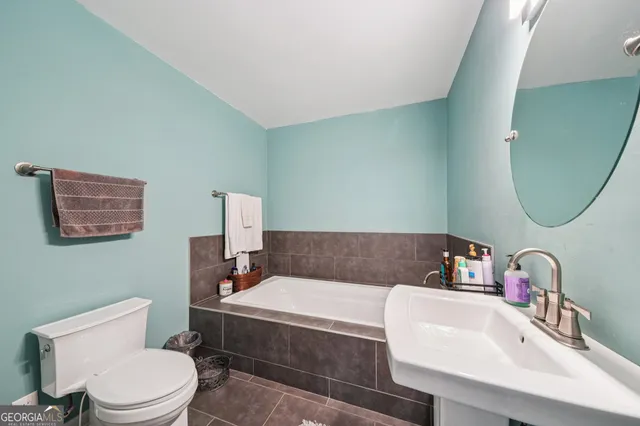 $199,000 | 137 West James Circle, Hampton, GA 30228