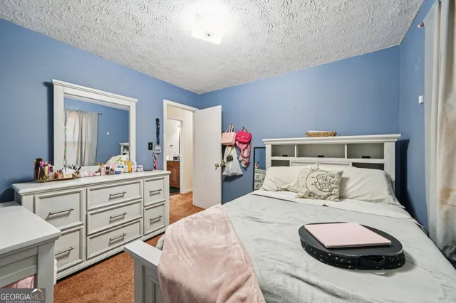 $199,000 | 137 West James Circle, Hampton, GA 30228