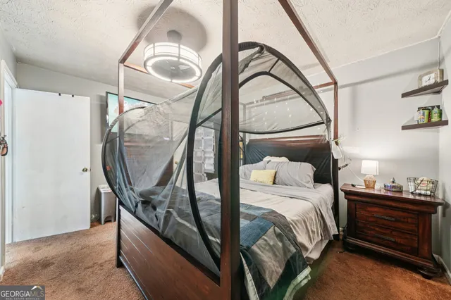 $199,000 | 137 West James Circle, Hampton, GA 30228