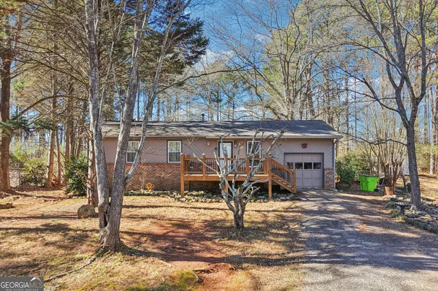 $199,000 | 137 West James Circle, Hampton, GA 30228