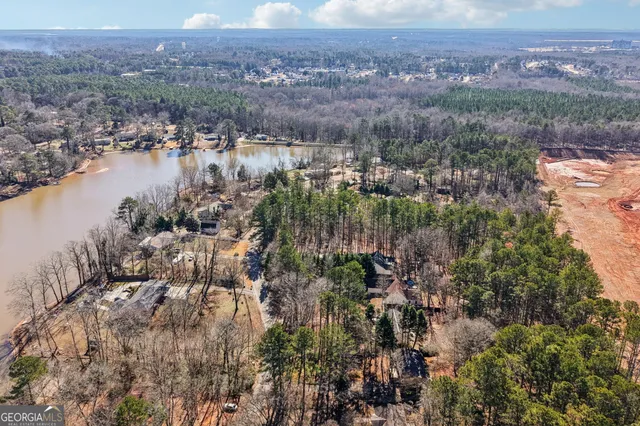 $199,000 | 137 West James Circle, Hampton, GA 30228