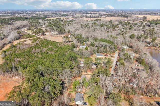 $199,000 | 137 West James Circle, Hampton, GA 30228