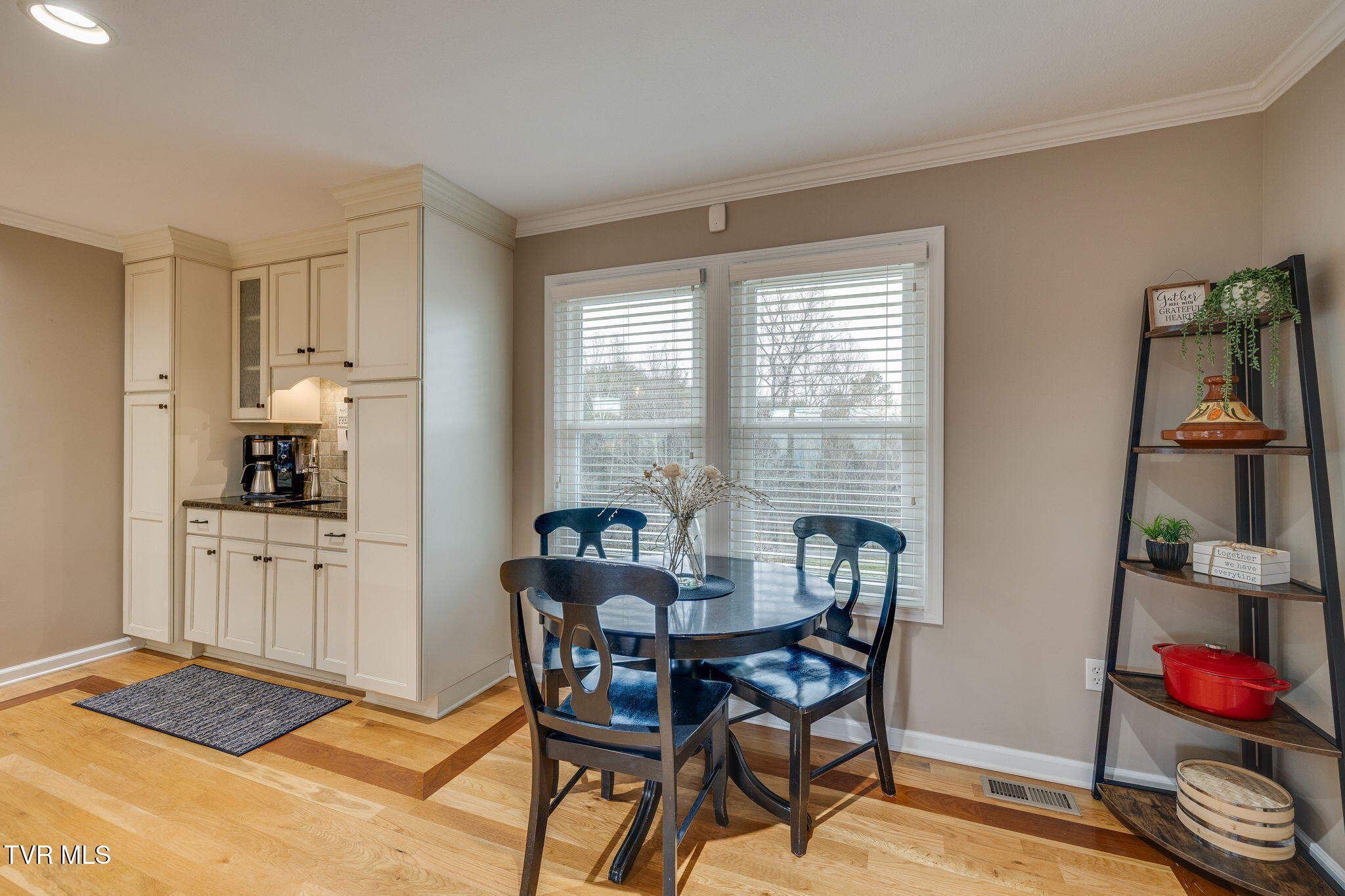 512 Hideaway Farm Road Piney Flats, TN 37686 - Photo 12 of 58 012