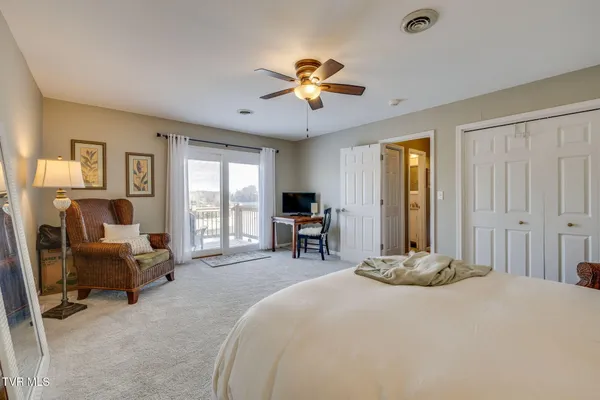 $910,000 | 512 Hideaway Farm Road, Piney Flats, TN 37686