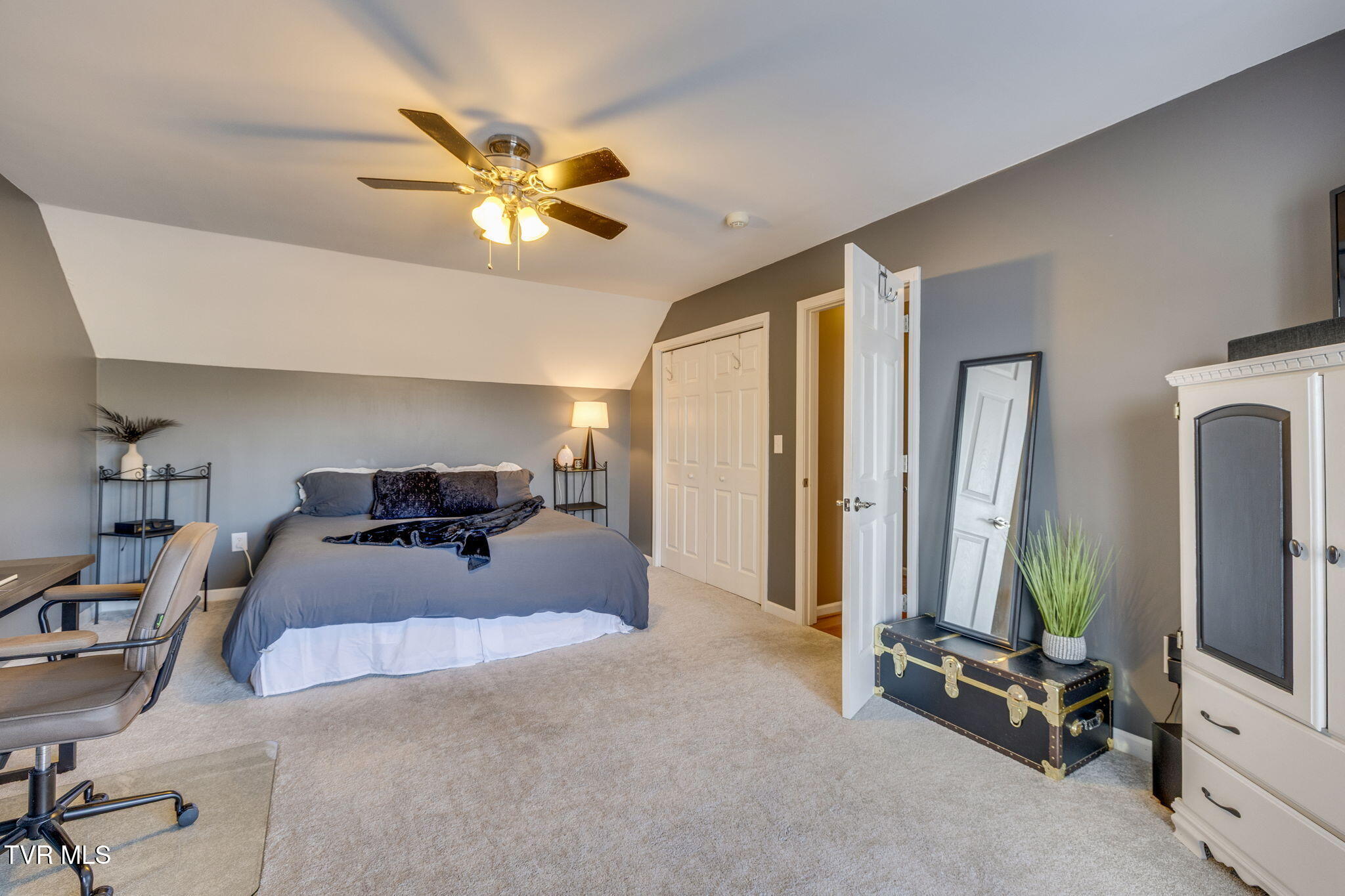 512 Hideaway Farm Road Piney Flats, TN 37686 - Photo 34 of 58 035