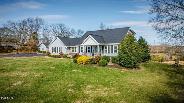 $910,000 | 512 Hideaway Farm Road, Piney Flats, TN 37686