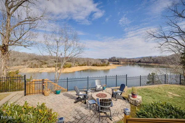 $910,000 | 512 Hideaway Farm Road, Piney Flats, TN 37686