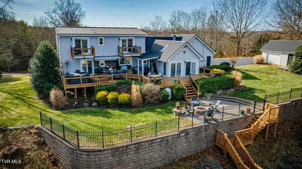 $910,000 | 512 Hideaway Farm Road, Piney Flats, TN 37686