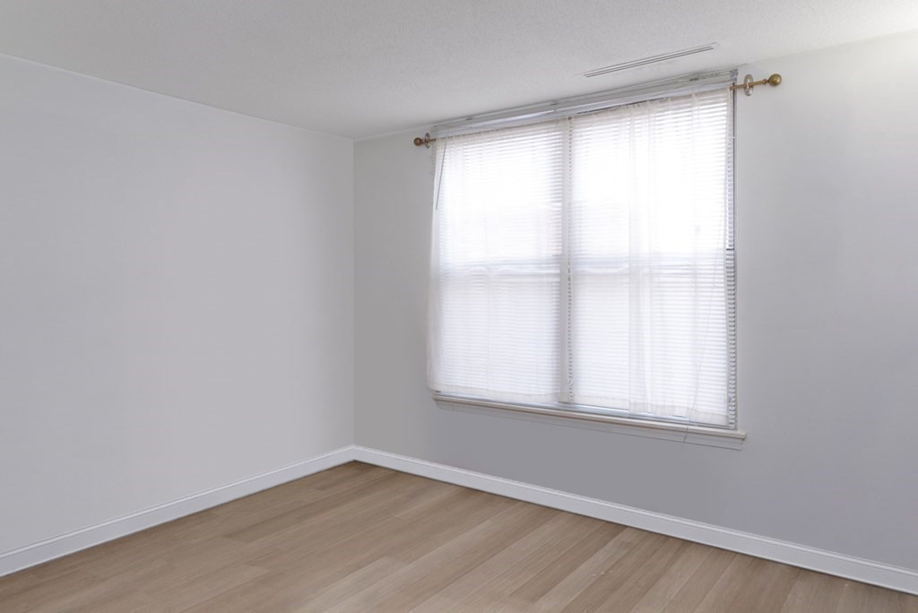20 Webster Street, Unit 503 Brookline, MA 02446 - Photo 8 of 10