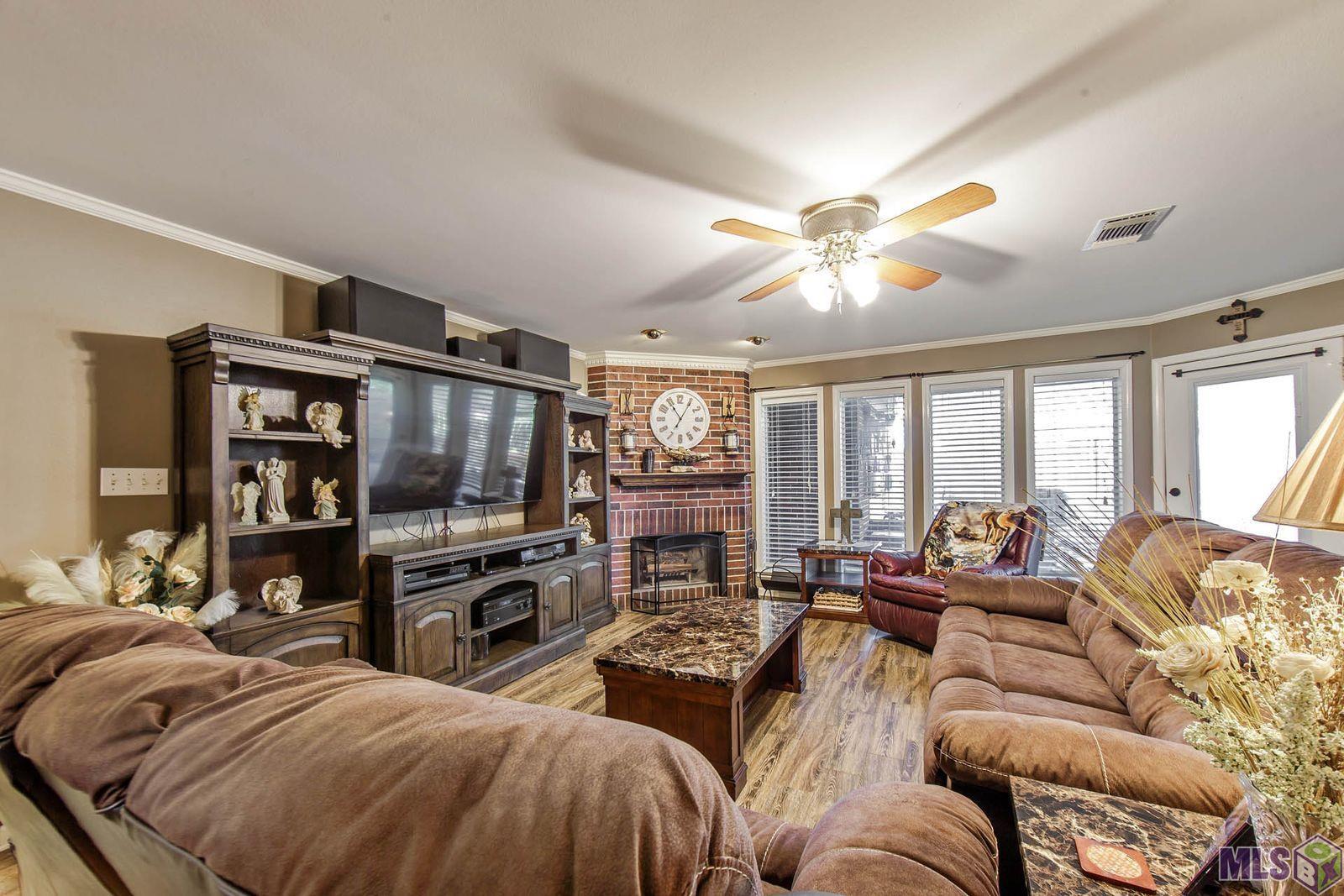 122 East 49th Street Cut Off, LA 70345 - Photo 16 of 24 DEN LEADS TO HUGE COVERED PATIO