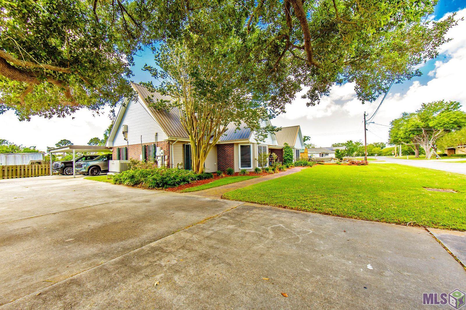 122 East 49th Street Cut Off, LA 70345 - Photo 3 of 24 LOTS OF PARKING